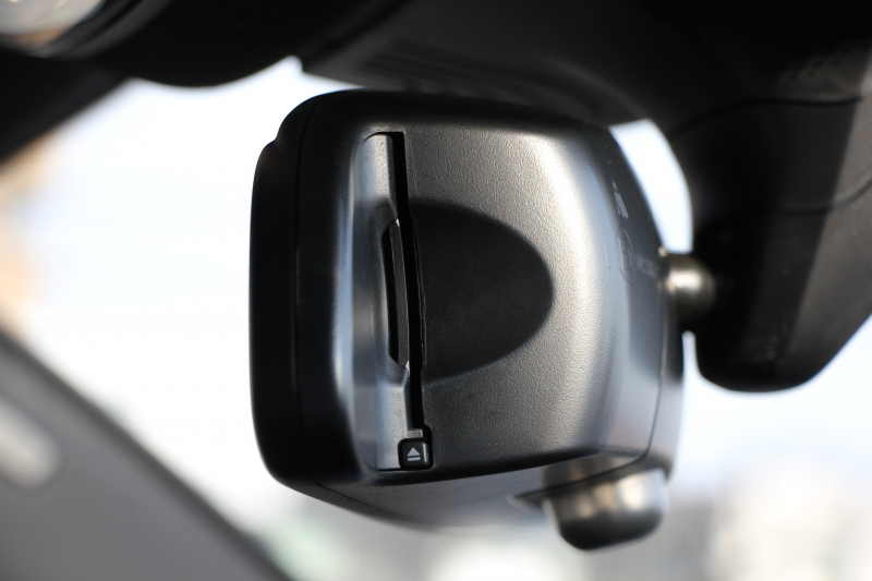 BMW 5シリーズ 530i ｴﾃﾞｨｼｮﾝﾐｯｼｮﾝｲﾝﾎﾟｯｼﾌﾞﾙ 特別仕様車 高出力 ﾅｲﾄﾌﾞﾙｰﾚｻﾞｰ ｱﾀﾞﾌﾟﾃｨﾌﾞｻｽ HUD ﾊｰﾏﾝｶｰﾄﾞﾝ 追従ACC ｽﾃｱﾘﾝｸﾞｻﾎﾟｰﾄ ﾀｯﾁ画面HDDﾅﾋﾞTV LEDﾍｯﾄﾞﾗｲﾄ ｵｰﾄﾊｲﾋﾞｰﾑ 電動ﾄﾗﾝｸ 360度ｶﾒﾗ 全席ﾋｰﾀｰ ﾌﾞﾗｯｸ19AW 2年保証