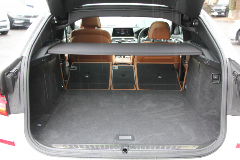 BMW 6シリーズ 630i ｸﾞﾗﾝﾂｰﾘｽﾓ Mｽﾎﾟｰﾂ ｺﾝﾌｫｰﾄP 真珠色 ﾊﾟﾉﾗﾏｻﾝR ｺﾆｬｯｸﾚｻﾞｰ 全席ﾋｰﾀｰ ﾌﾛﾝﾄﾏｯｻｰｼﾞ&ﾍﾞﾝﾁﾚｰｼｮﾝ ﾘｱ電動可倒調整 ﾊｰﾏﾝｶｰﾄﾞﾝ 追従ACC HUD LEDﾍｯﾄﾞﾗｲﾄ 4ｿﾞｰﾝｴｱｺﾝ 360度ｶﾒﾗ ｿﾌﾄｸﾛｰｽﾞﾄﾞｱ ﾀｯﾁ画面ﾅﾋﾞ電動ﾄﾗﾝｸ 2年保証