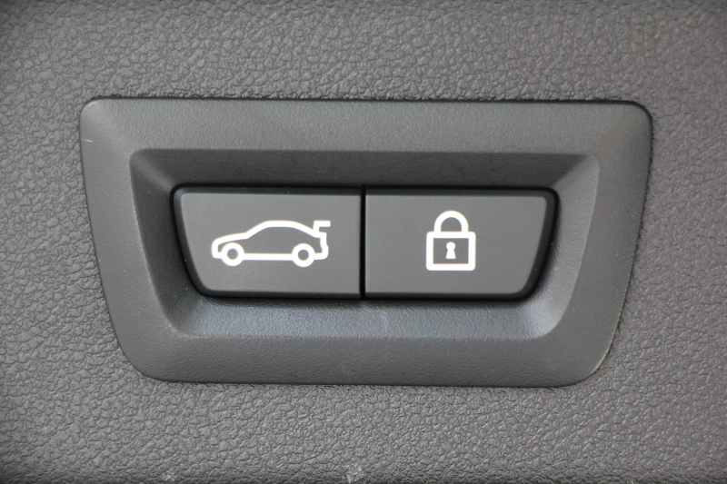 BMW X3 Xdrive20d Mｽﾎﾟｰﾂ ﾊｲﾗｲﾝ ｾﾚｸﾄP ﾊﾟﾉﾗﾏｻﾝﾙｰﾌ ｺﾆｬｯｸﾚｻﾞｰ 全席ﾋｰﾀｰ ﾊｰﾏﾝｶｰﾄﾞﾝｻﾗｳﾝﾄﾞHUD ｱﾝﾋﾞｴﾝﾄﾗｲﾄ ﾘｱｼｰﾄ可倒調整 LEDﾍｯﾄﾞﾗｲﾄ 追従ACC ｽﾃｱﾘﾝｸﾞｻﾎﾟｰﾄ ﾀｯﾁ画面HDDﾅﾋﾞ360度ｶﾒﾗ 電動ﾄﾗﾝｸ 液晶ﾒｰﾀｰ 2年保証