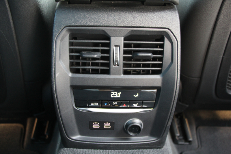 BMW 3シリーズ 320i Mｽﾎﾟｰﾂ ﾃﾞﾋﾞｭｰ&ｺﾝﾌｫｰﾄP ﾋｰﾀｰ黒革 19AW HUD BMWﾗｲﾌﾞｺｯｸﾋﾟｯﾄﾞﾀｯﾁﾊﾟﾈﾙ対応HDDﾅﾋﾞApplecarplay対応 電動ﾄﾗﾝｸ LEDﾍｯﾄﾞﾗｲﾄ LEDﾌｫｸﾞPｱｼｽﾄ 追従ACC ｽﾃｱﾘﾝｸﾞｻﾎﾟｰﾄ Hifiｽﾋﾟｰｶｰ 2年保証