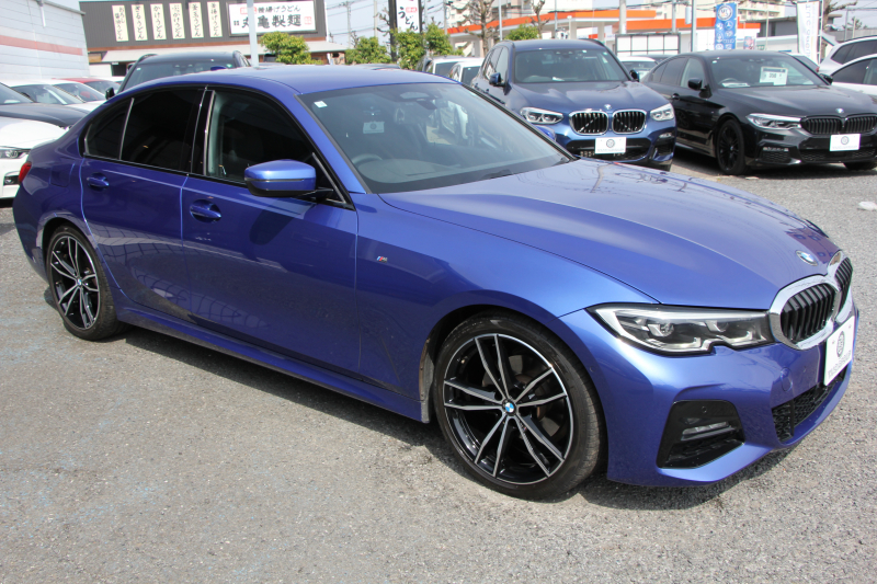 BMW 3シリーズ 320i Mｽﾎﾟｰﾂ ﾃﾞﾋﾞｭｰ&ｺﾝﾌｫｰﾄP ﾋｰﾀｰ黒革 19AW HUD BMWﾗｲﾌﾞｺｯｸﾋﾟｯﾄﾞﾀｯﾁﾊﾟﾈﾙ対応HDDﾅﾋﾞApplecarplay対応 電動ﾄﾗﾝｸ LEDﾍｯﾄﾞﾗｲﾄ LEDﾌｫｸﾞPｱｼｽﾄ 追従ACC ｽﾃｱﾘﾝｸﾞｻﾎﾟｰﾄ Hifiｽﾋﾟｰｶｰ 2年保証