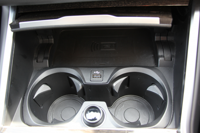 BMW 3シリーズ 320i Mｽﾎﾟｰﾂ ﾃﾞﾋﾞｭｰ&ｺﾝﾌｫｰﾄP ﾋｰﾀｰ黒革 19AW HUD BMWﾗｲﾌﾞｺｯｸﾋﾟｯﾄﾞﾀｯﾁﾊﾟﾈﾙ対応HDDﾅﾋﾞApplecarplay対応 電動ﾄﾗﾝｸ LEDﾍｯﾄﾞﾗｲﾄ LEDﾌｫｸﾞPｱｼｽﾄ 追従ACC ｽﾃｱﾘﾝｸﾞｻﾎﾟｰﾄ Hifiｽﾋﾟｰｶｰ 2年保証