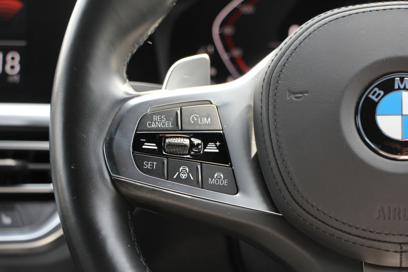 BMW 3シリーズ 320i Mｽﾎﾟｰﾂ ﾃﾞﾋﾞｭｰ&ｺﾝﾌｫｰﾄP ﾋｰﾀｰ黒革 19AW HUD BMWﾗｲﾌﾞｺｯｸﾋﾟｯﾄﾞﾀｯﾁﾊﾟﾈﾙ対応HDDﾅﾋﾞApplecarplay対応 電動ﾄﾗﾝｸ LEDﾍｯﾄﾞﾗｲﾄ LEDﾌｫｸﾞPｱｼｽﾄ 追従ACC ｽﾃｱﾘﾝｸﾞｻﾎﾟｰﾄ Hifiｽﾋﾟｰｶｰ 2年保証