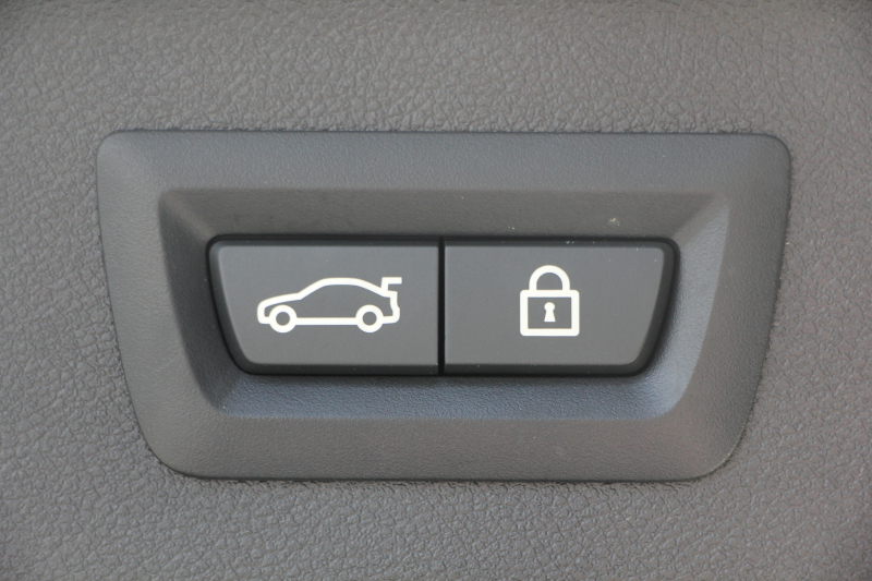 BMW X3 ﾐｯﾄﾞﾅｲﾄｴﾃﾞｨｼｮﾝ 限定車 1ｵ-ﾅ NEWｲﾝﾃﾘｱ ｺﾆｬｯｸﾚｻﾞｰ Mｼｰﾄﾍﾞﾙﾄ ﾊｰﾏﾝｶｰﾄﾞﾝｻﾗｳﾝﾄﾞ20AW ｱﾝﾋﾞｴﾝﾄﾗｲﾄ BMWﾗｲﾌﾞｺｯｸﾋﾟｯﾄ ｱｯﾌﾟﾙｶｰﾌﾟﾚｲ 新HDDﾅﾋﾞTV HUD 追従ACC ｽﾃｱｻﾎﾟｰﾄ LEDﾍｯﾄﾞﾗｲﾄ 電動ﾄﾗﾝｸ 360度ｶﾒﾗ 2年保証