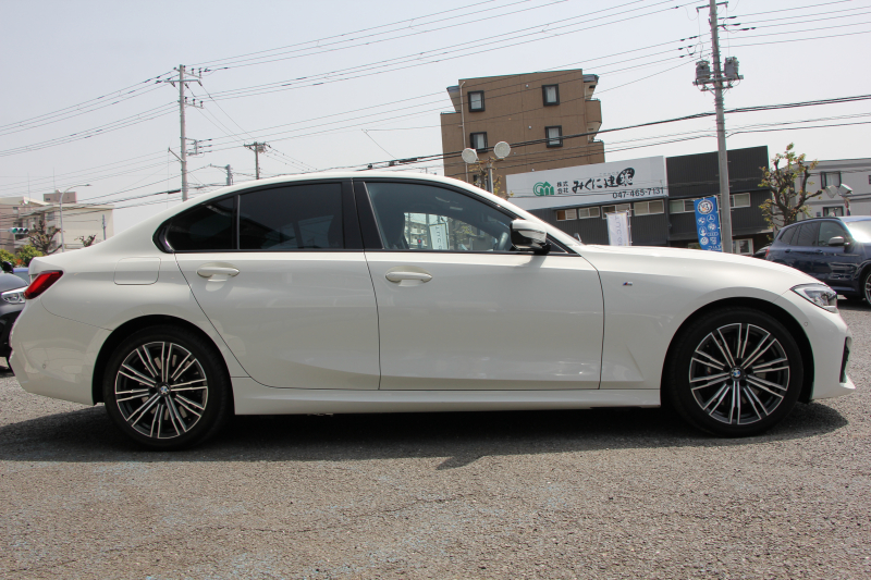BMW 3シリーズ 330e Mｽﾎﾟｰﾂ ﾊｲﾗｲﾝ ｲﾉﾍﾞｰｼｮﾝ&ｺﾝﾌｫｰﾄP PHEV 1ｵｰﾅ ﾋｰﾀｰ黒革 ﾚｰｻﾞｰﾗｲﾄ ｼﾞｪｽﾁｬｰC 360度ｶﾒﾗ 後退ｱｼｽﾄ HUD 追従ACC ｽﾃｱﾘﾝｸﾞｻﾎﾟｰﾄ Applecarplay ﾗﾝﾊﾞｰｻﾎﾟｰﾄ 電動ﾄﾗﾝｸ Msportﾌﾞﾚｰｷ BMWﾗｲﾌﾞｺｯｸﾋﾟｯﾄﾞ2年保証
