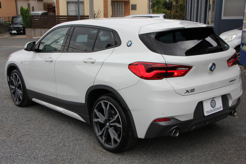 BMW X2 Xdrive20i MｽﾎﾟｰﾂX ﾃﾞﾋﾞｭｰP 4WD ﾊｲﾗｲﾝ ｺﾝﾌｫｰﾄP 追従ACC HUD ﾋｰﾀｰ黒革 電動ｼｰﾄ ｵﾌﾟｼｮﾝ20AW Mﾘｱｽﾎﾟｲﾗｰ ﾀｯﾁ画面HDDﾅﾋﾞBｶﾒﾗ Pｱｼｽﾄ CD&DVD再生可能 Bluetooth接続 電動ﾄﾗﾝｸ LEDﾍｯﾄﾞﾗｲﾄ ｽﾏｰﾄｷｰ 8速AT 2年保証