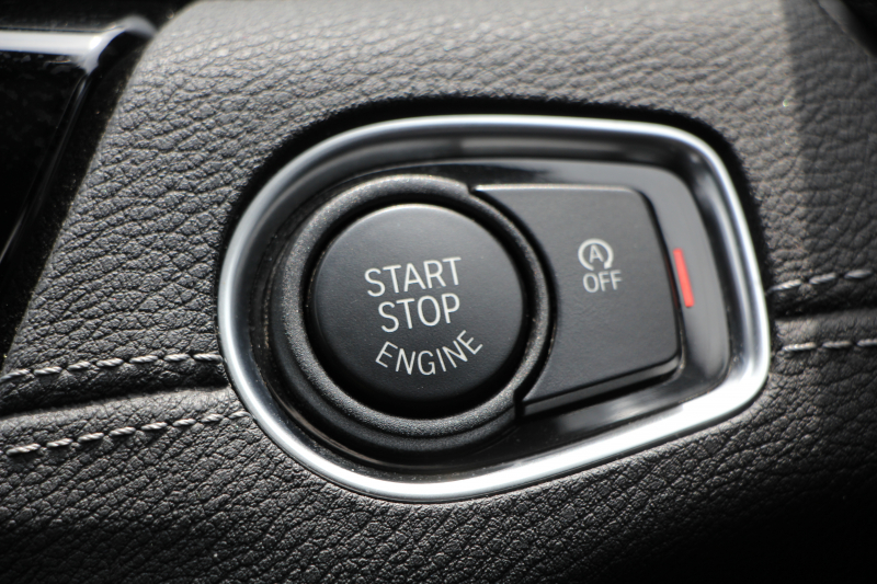 BMW X2 Xdrive20i MｽﾎﾟｰﾂX ﾃﾞﾋﾞｭｰP 4WD ﾊｲﾗｲﾝ ｺﾝﾌｫｰﾄP 追従ACC HUD ﾋｰﾀｰ黒革 電動ｼｰﾄ ｵﾌﾟｼｮﾝ20AW Mﾘｱｽﾎﾟｲﾗｰ ﾀｯﾁ画面HDDﾅﾋﾞBｶﾒﾗ Pｱｼｽﾄ CD&DVD再生可能 Bluetooth接続 電動ﾄﾗﾝｸ LEDﾍｯﾄﾞﾗｲﾄ ｽﾏｰﾄｷｰ 8速AT 2年保証