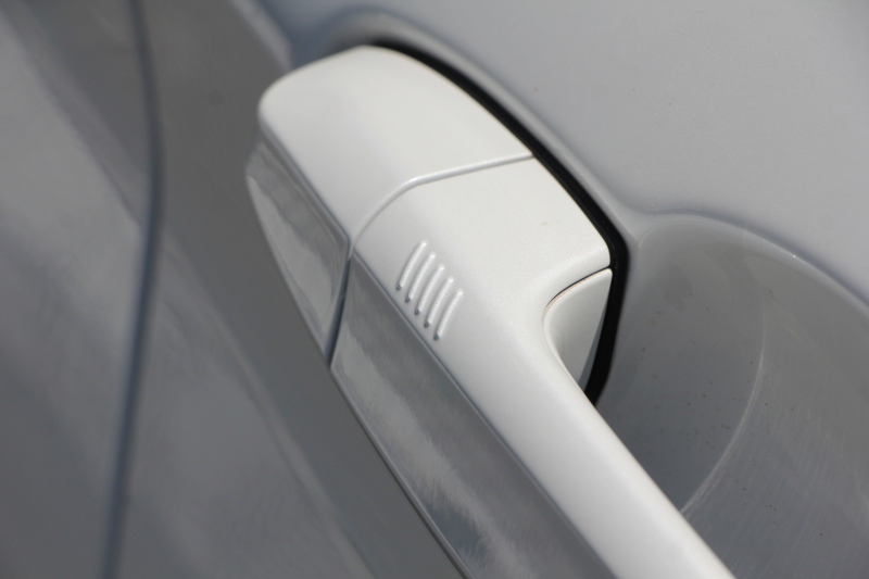 BMW X1 Xdrive18d Xﾗｲﾝ ﾊｲﾗｲﾝ&ｺﾝﾌｫｰﾄP 1ｵ-ﾅ LCI後期 ﾌｪｲｽﾘﾌﾄ後 真珠色 ﾋｰﾀｰ付ﾓｶﾚｻﾞｰ 追従ACC 電動ｼｰﾄ LEDﾍｯﾄﾞﾗｲﾄ 電動ﾄﾗﾝｸ ﾀｯﾁ画面ﾅﾋﾞ衝突軽減ﾌﾞﾚｰｷ 車線逸脱警告 歩行者警告 18AW ｳｯﾄﾞﾊﾟﾈﾙ 2年保証