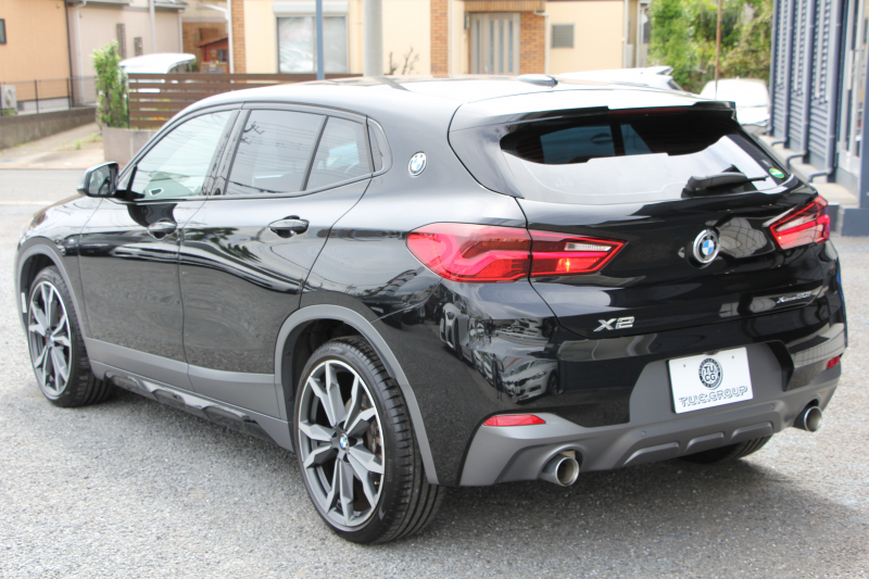 BMW X2 Xdrive20i MｽﾎﾟｰﾂX ﾃﾞﾋﾞｭｰP 4WD ﾊｲﾗｲﾝ ｺﾝﾌｫｰﾄP 追従ACC HUD ﾋｰﾀｰ黒革 電動ｼｰﾄ ｵﾌﾟｼｮﾝ20AW Mﾘｱｽﾎﾟｲﾗｰ ﾀｯﾁ画面HDDﾅﾋﾞBｶﾒﾗ Pｱｼｽﾄ CD&DVD再生可能 Bluetooth接続 電動ﾄﾗﾝｸ LEDﾍｯﾄﾞﾗｲﾄ ｽﾏｰﾄｷｰ 8速AT 2年保証