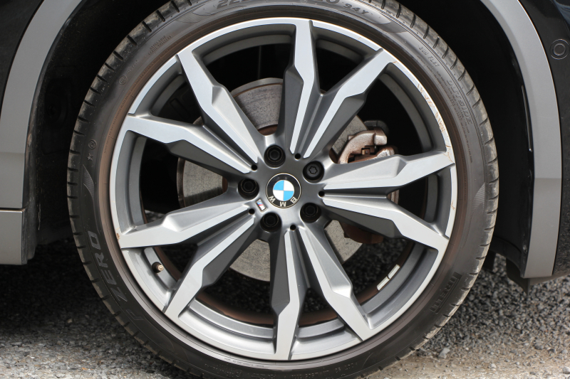 BMW X2 Xdrive20i MｽﾎﾟｰﾂX ﾃﾞﾋﾞｭｰP 4WD ﾊｲﾗｲﾝ ｺﾝﾌｫｰﾄP 追従ACC HUD ﾋｰﾀｰ黒革 電動ｼｰﾄ ｵﾌﾟｼｮﾝ20AW Mﾘｱｽﾎﾟｲﾗｰ ﾀｯﾁ画面HDDﾅﾋﾞBｶﾒﾗ Pｱｼｽﾄ CD&DVD再生可能 Bluetooth接続 電動ﾄﾗﾝｸ LEDﾍｯﾄﾞﾗｲﾄ ｽﾏｰﾄｷｰ 8速AT 2年保証