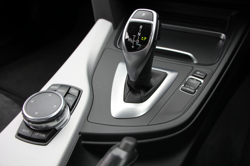 BMW 4シリーズ 420i ｸｰﾍﾟMｽﾎﾟｰﾂ ﾌｧｽﾄﾄﾗｯｸP 後期ｴﾝｼﾞﾝ ｱﾀﾞﾌﾟﾃｨﾌﾞMｻｽ Mｽﾎﾟｰﾂﾌﾞﾚｰｷ 19AW 追従ACC ﾚｰﾝﾁｪﾝｼﾞ警告 衝突軽減ﾌﾞﾚｰｷ 車線逸脱警告 歩行者警告 変更後第5世代HDDﾅﾋﾞBluetooth接続 ﾊﾟﾄﾞﾙｼﾌﾄ 2年保証