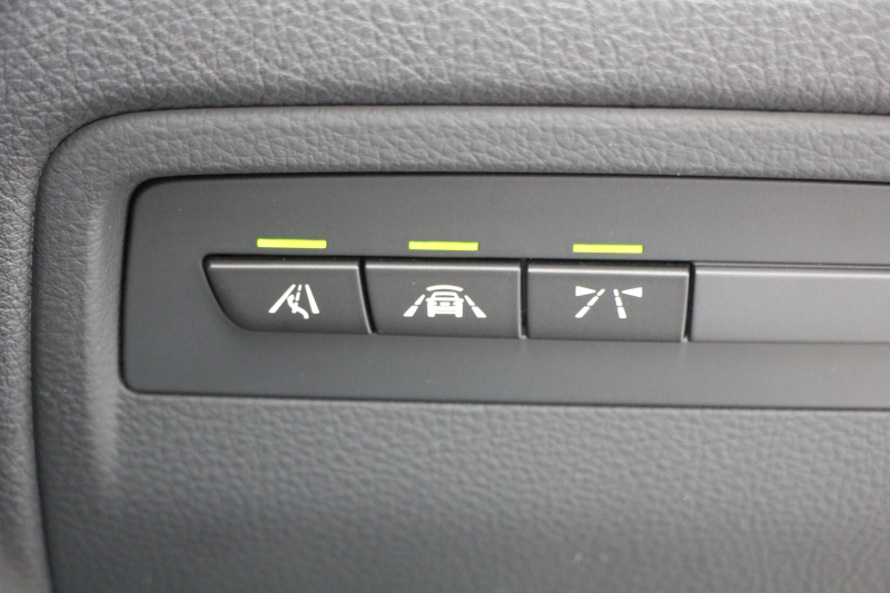 BMW 4シリーズ 420i ｸｰﾍﾟMｽﾎﾟｰﾂ ﾌｧｽﾄﾄﾗｯｸP 後期ｴﾝｼﾞﾝ ｱﾀﾞﾌﾟﾃｨﾌﾞMｻｽ Mｽﾎﾟｰﾂﾌﾞﾚｰｷ 19AW 追従ACC ﾚｰﾝﾁｪﾝｼﾞ警告 衝突軽減ﾌﾞﾚｰｷ 車線逸脱警告 歩行者警告 変更後第5世代HDDﾅﾋﾞBluetooth接続 ﾊﾟﾄﾞﾙｼﾌﾄ 2年保証