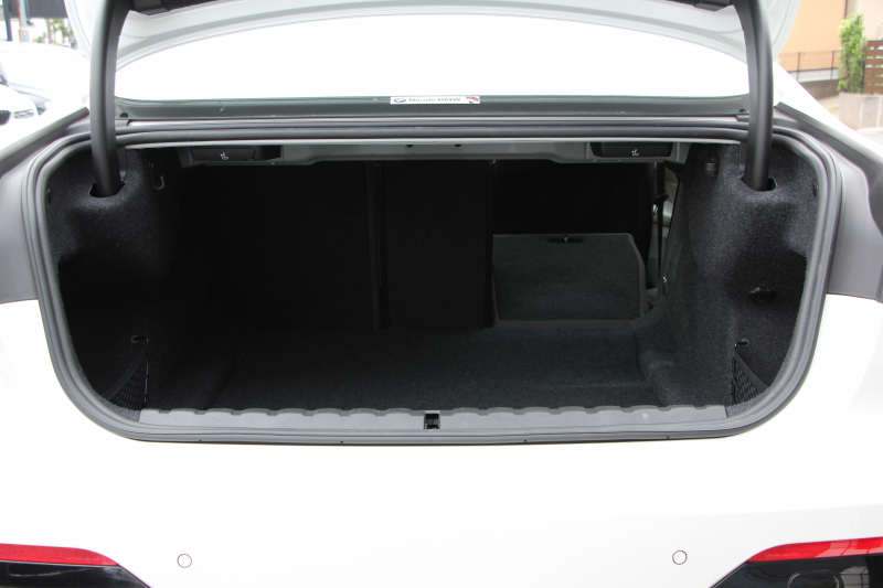 BMW 4シリーズ M440i Xdrive ｸｰﾍﾟ ｲﾉﾍﾞｰｼｮﾝP 4WD 直6ﾀｰﾎﾞ387馬力 ﾋｰﾀｰ付ﾓｶﾚｻﾞｰ ﾍﾞﾝﾁﾚｰｼｮﾝ  ﾚｰｻﾞｰﾗｲﾄ ﾊｰﾏﾝｶｰﾄﾞﾝ 可変Mｻｽ 専用ﾌﾞﾚｰｷ&ﾃﾞﾌ BMWﾗｲﾌﾞｺｯｸﾋﾟｯﾄ ｱｯﾌﾟﾙｶｰﾌﾟﾚｲ対応HDDﾅﾋﾞTV 置くだけ充電器 360度ｶﾒﾗ Dｱｼｽﾄﾌﾟﾛ HUD 真珠 2年保証