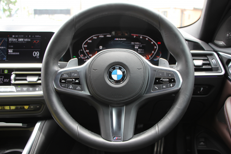 BMW 4シリーズ M440i Xdrive ｸｰﾍﾟ ｲﾉﾍﾞｰｼｮﾝP 4WD 直6ﾀｰﾎﾞ387馬力 ﾋｰﾀｰ付ﾓｶﾚｻﾞｰ ﾍﾞﾝﾁﾚｰｼｮﾝ  ﾚｰｻﾞｰﾗｲﾄ ﾊｰﾏﾝｶｰﾄﾞﾝ 可変Mｻｽ 専用ﾌﾞﾚｰｷ&ﾃﾞﾌ BMWﾗｲﾌﾞｺｯｸﾋﾟｯﾄ ｱｯﾌﾟﾙｶｰﾌﾟﾚｲ対応HDDﾅﾋﾞTV 置くだけ充電器 360度ｶﾒﾗ Dｱｼｽﾄﾌﾟﾛ HUD 真珠 2年保証