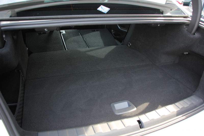 BMW 3シリーズ 330e Mｽﾎﾟｰﾂ ﾊｲﾗｲﾝ ｲﾉﾍﾞｰｼｮﾝ&ｺﾝﾌｫｰﾄP PHEV ﾋｰﾀｰ黒革 ﾚｰｻﾞｰﾗｲﾄ ｼﾞｪｽﾁｬｰC HUD 360度ｶﾒﾗ 後退ｱｼｽﾄ 追従ACC ｽﾃｱﾘﾝｸﾞｻﾎﾟｰﾄ Applecarplay ﾗﾝﾊﾞｰｻﾎﾟｰﾄ 電動ﾄﾗﾝｸ Msportﾌﾞﾚｰｷ BMWﾗｲﾌﾞｺｯｸﾋﾟｯﾄﾞ2年保証