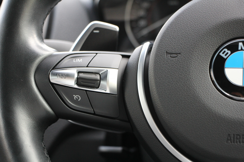 BMW 2シリーズ 220i ｸｰﾍﾟ Mｽﾎﾟｰﾂ ﾊﾟｰｷﾝｸﾞｻﾎﾟｰﾄP 衝突軽減ﾌﾞﾚｰｷ 車線逸脱警告 車線逸脱警告 ﾌﾞﾚｰｷ付ｸﾙｺﾝ ﾌﾙｾｸﾞTV iﾄﾞﾗｲﾌﾞHDDﾅﾋﾞBluetooth接続 Bｶﾒﾗ ｱﾙｶﾝﾀｰﾗ電動ｼｰﾄ 17AW Mｽﾎﾟｰﾂｴｱﾛ ﾊﾟﾄﾞﾙｼﾌﾄ 直噴ﾀｰﾎﾞ8速AT 2年保証