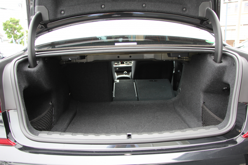 BMW 3シリーズ 320d Xdrive Mｽﾎﾟｰﾂ ﾃﾞﾋﾞｭｰP ｺﾝﾌｫｰﾄP 4WD ﾋｰﾀｰ黒革 ﾌﾞﾙｰｽﾃｯﾁ 19AW LEDﾍｯﾄﾞﾗｲﾄ ｵｰﾄﾊｲﾋﾞｰﾑ 追従ACC ｽﾃｱﾘﾝｸﾞｻﾎﾟｰﾄ ｱｯﾌﾟﾙｶｰﾌﾟﾚｲ Pｱｼｽﾄ ﾀｯﾁ画面HDDﾅﾋﾞ電動ﾄﾗﾝｸ ｽﾏｰﾄOP/CL Hifiｽﾋﾟｰｶｰ 2年保証