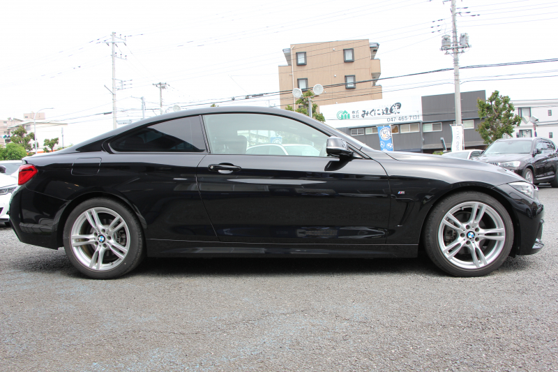 BMW 4シリーズ 420i ｸｰﾍﾟMｽﾎﾟｰﾂ 後期 追従ACC ﾚｰﾝﾁｪﾝｼﾞ警告 LEDﾍｯﾄﾞﾗｲﾄ&ﾃｰﾙ ｼｰﾄﾋｰﾀｰ ﾀｯﾁ画面HDDﾅﾋﾞﾌﾙｾｸﾞTV 液晶ﾒｰﾀｰ 衝突軽減ﾌﾞﾚｰｷ 車線逸脱警告 歩行者警告 Bｶﾒﾗ Bluetooth接続 ﾊﾟﾄﾞﾙｼﾌﾄ ｽﾏｰﾄｷｰ 2年保証