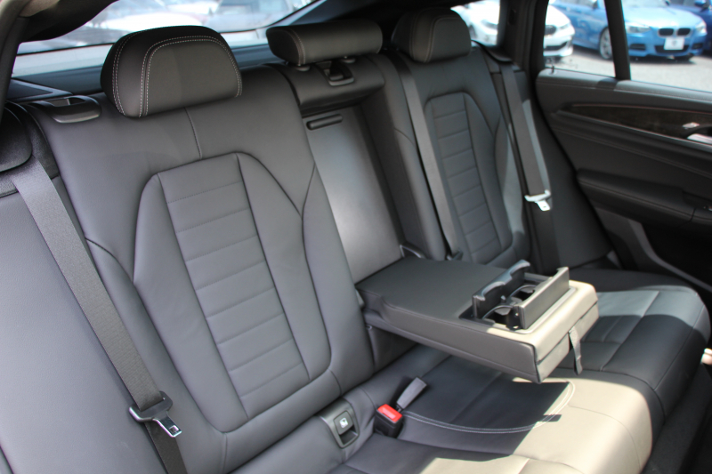 BMW X4 M40i ﾊﾟﾉﾗﾏｻﾝﾙｰﾌ ﾊｰﾏﾝｶｰﾄﾞﾝｻｳﾝﾄﾞﾍﾞﾝﾁﾚｰｼｮﾝ 360馬力 直6ﾀｰﾎﾞ全席ﾋｰﾀｰ黒革 ｱﾀﾞﾌﾟﾃｨﾌﾞMｻｽ ｱｲﾊﾞｯﾊﾛｰﾀﾞｳﾝ Mspﾌﾞﾚｰｷ 液晶ﾒｰﾀｰ 360度ｶﾒﾗ ﾀｯﾁ画面HDDﾅﾋﾞTV LEDﾍｯﾄﾞﾗｲﾄ ｵｰﾄﾊｲﾋﾞｰﾑ 電動ﾄﾗﾝｸ 専用21AW&ﾃﾞﾌ 2年保証