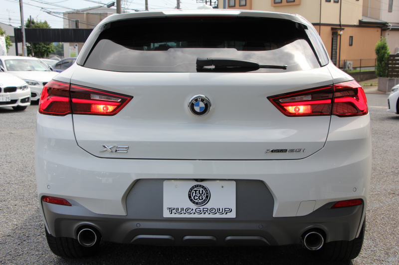 BMW X2 Xdrive20i MｽﾎﾟｰﾂX ﾃﾞﾋﾞｭｰ&ｾﾚｸﾄP ﾊｲﾗｲﾝ 4WD ﾊﾟﾉﾗﾏｻﾝﾙｰﾌ ｺﾝﾌｫｰﾄP 追従ACC HUD ﾋｰﾀｰ黒革 電動ｼｰﾄ ｵﾌﾟｼｮﾝ20AW Mﾘｱｽﾎﾟｲﾗｰ ﾀｯﾁ画面HDDﾅﾋﾞBｶﾒﾗ Pｱｼｽﾄ CD&DVD再生可能 Bluetooth接続 電動ﾄﾗﾝｸ LEDﾍｯﾄﾞﾗｲﾄ ｽﾏｰﾄｷｰ 8速AT 2年保証