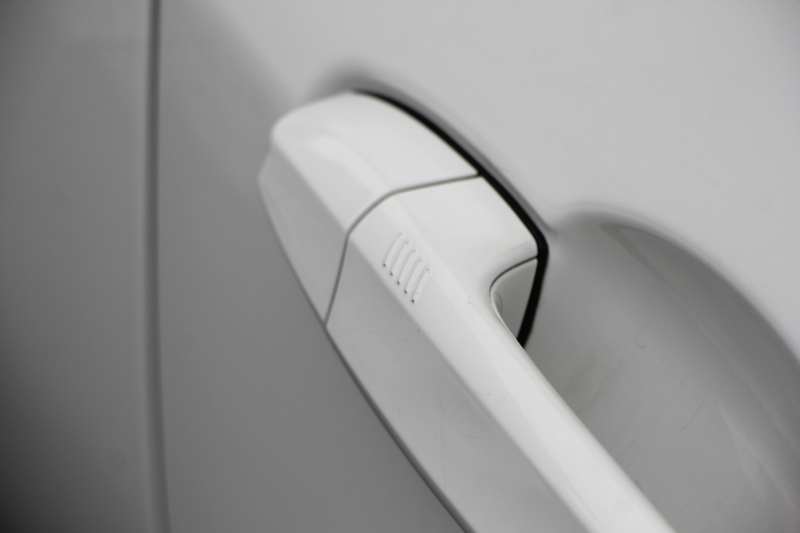 BMW X2 Xdrive20i MｽﾎﾟｰﾂX ﾃﾞﾋﾞｭｰ&ｾﾚｸﾄP ﾊｲﾗｲﾝ 4WD ﾊﾟﾉﾗﾏｻﾝﾙｰﾌ ｺﾝﾌｫｰﾄP 追従ACC HUD ﾋｰﾀｰ黒革 電動ｼｰﾄ ｵﾌﾟｼｮﾝ20AW Mﾘｱｽﾎﾟｲﾗｰ ﾀｯﾁ画面HDDﾅﾋﾞBｶﾒﾗ Pｱｼｽﾄ CD&DVD再生可能 Bluetooth接続 電動ﾄﾗﾝｸ LEDﾍｯﾄﾞﾗｲﾄ ｽﾏｰﾄｷｰ 8速AT 2年保証