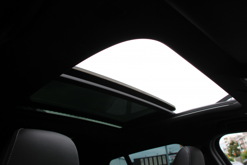 BMW X2 Xdrive20i MｽﾎﾟｰﾂX ﾃﾞﾋﾞｭｰ&ｾﾚｸﾄP ﾊｲﾗｲﾝ 4WD ﾊﾟﾉﾗﾏｻﾝﾙｰﾌ ｺﾝﾌｫｰﾄP 追従ACC HUD ﾋｰﾀｰ黒革 電動ｼｰﾄ ｵﾌﾟｼｮﾝ20AW Mﾘｱｽﾎﾟｲﾗｰ ﾀｯﾁ画面HDDﾅﾋﾞBｶﾒﾗ Pｱｼｽﾄ CD&DVD再生可能 Bluetooth接続 電動ﾄﾗﾝｸ LEDﾍｯﾄﾞﾗｲﾄ ｽﾏｰﾄｷｰ 8速AT 2年保証