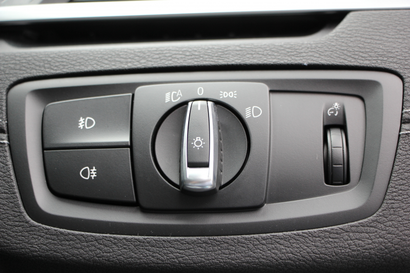 BMW X2 Xdrive20i MｽﾎﾟｰﾂX ﾃﾞﾋﾞｭｰ&ｾﾚｸﾄP ﾊｲﾗｲﾝ 4WD ﾊﾟﾉﾗﾏｻﾝﾙｰﾌ ｺﾝﾌｫｰﾄP 追従ACC HUD ﾋｰﾀｰ黒革 電動ｼｰﾄ ｵﾌﾟｼｮﾝ20AW Mﾘｱｽﾎﾟｲﾗｰ ﾀｯﾁ画面HDDﾅﾋﾞBｶﾒﾗ Pｱｼｽﾄ CD&DVD再生可能 Bluetooth接続 電動ﾄﾗﾝｸ LEDﾍｯﾄﾞﾗｲﾄ ｽﾏｰﾄｷｰ 8速AT 2年保証