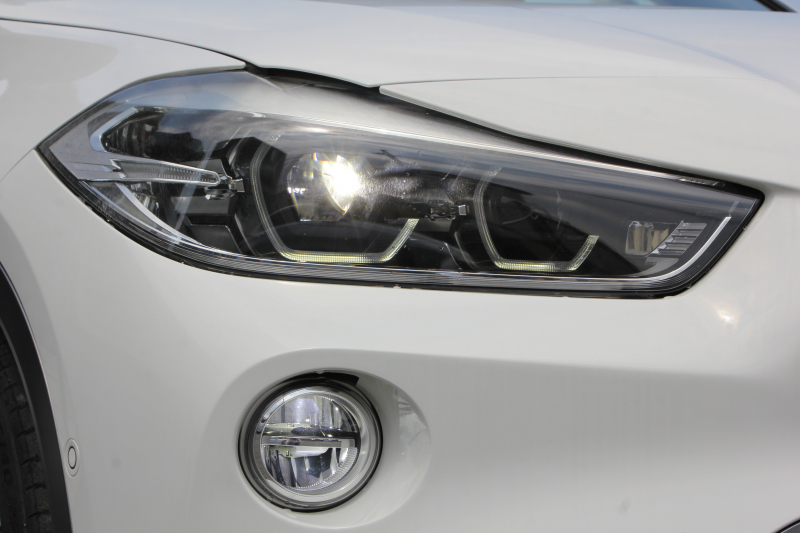 BMW X2 Xdrive20i MｽﾎﾟｰﾂX ﾃﾞﾋﾞｭｰ&ｾﾚｸﾄP ﾊｲﾗｲﾝ 4WD ﾊﾟﾉﾗﾏｻﾝﾙｰﾌ ｺﾝﾌｫｰﾄP 追従ACC HUD ﾋｰﾀｰ黒革 電動ｼｰﾄ ｵﾌﾟｼｮﾝ20AW Mﾘｱｽﾎﾟｲﾗｰ ﾀｯﾁ画面HDDﾅﾋﾞBｶﾒﾗ Pｱｼｽﾄ CD&DVD再生可能 Bluetooth接続 電動ﾄﾗﾝｸ LEDﾍｯﾄﾞﾗｲﾄ ｽﾏｰﾄｷｰ 8速AT 2年保証