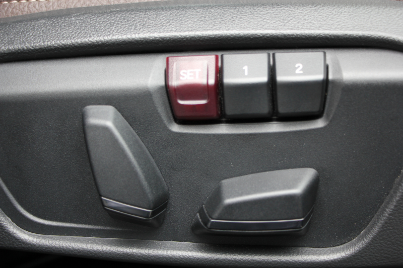 BMW X1 Xdrive18d Xﾗｲﾝ ﾊｲﾗｲﾝ&ｺﾝﾌｫｰﾄP LCI後期 ﾌｪｲｽﾘﾌﾄ後 ﾋｰﾀｰ茶革 追従ACC LEDﾍｯﾄﾞﾗｲﾄ ﾌﾙｾｸﾞTV 電動ﾄﾗﾝｸ ﾀｯﾁ画面ﾅﾋﾞ衝突軽減ﾌﾞﾚｰｷ 車線逸脱警告 歩行者警告 18AW ｳｯﾄﾞﾊﾟﾈﾙ  2年保証