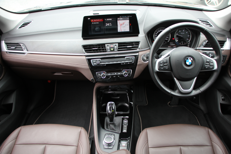 BMW X1 Xdrive18d Xﾗｲﾝ ﾊｲﾗｲﾝ&ｺﾝﾌｫｰﾄP LCI後期 ﾌｪｲｽﾘﾌﾄ後 ﾋｰﾀｰ茶革 追従ACC LEDﾍｯﾄﾞﾗｲﾄ ﾌﾙｾｸﾞTV 電動ﾄﾗﾝｸ ﾀｯﾁ画面ﾅﾋﾞ衝突軽減ﾌﾞﾚｰｷ 車線逸脱警告 歩行者警告 18AW ｳｯﾄﾞﾊﾟﾈﾙ  2年保証