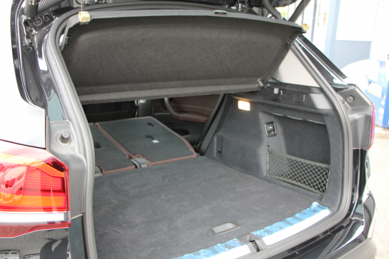 BMW X1 Xdrive18d Xﾗｲﾝ ﾊｲﾗｲﾝ&ｺﾝﾌｫｰﾄP LCI後期 ﾌｪｲｽﾘﾌﾄ後 ﾋｰﾀｰ茶革 追従ACC LEDﾍｯﾄﾞﾗｲﾄ ﾌﾙｾｸﾞTV 電動ﾄﾗﾝｸ ﾀｯﾁ画面ﾅﾋﾞ衝突軽減ﾌﾞﾚｰｷ 車線逸脱警告 歩行者警告 18AW ｳｯﾄﾞﾊﾟﾈﾙ  2年保証