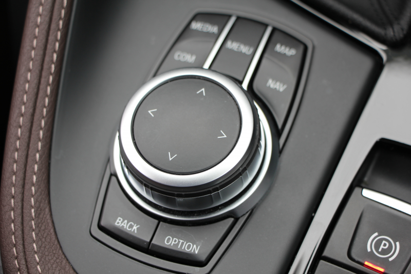 BMW X1 Xdrive18d Xﾗｲﾝ ﾊｲﾗｲﾝ&ｺﾝﾌｫｰﾄP LCI後期 ﾌｪｲｽﾘﾌﾄ後 ﾋｰﾀｰ茶革 追従ACC LEDﾍｯﾄﾞﾗｲﾄ ﾌﾙｾｸﾞTV 電動ﾄﾗﾝｸ ﾀｯﾁ画面ﾅﾋﾞ衝突軽減ﾌﾞﾚｰｷ 車線逸脱警告 歩行者警告 18AW ｳｯﾄﾞﾊﾟﾈﾙ  2年保証