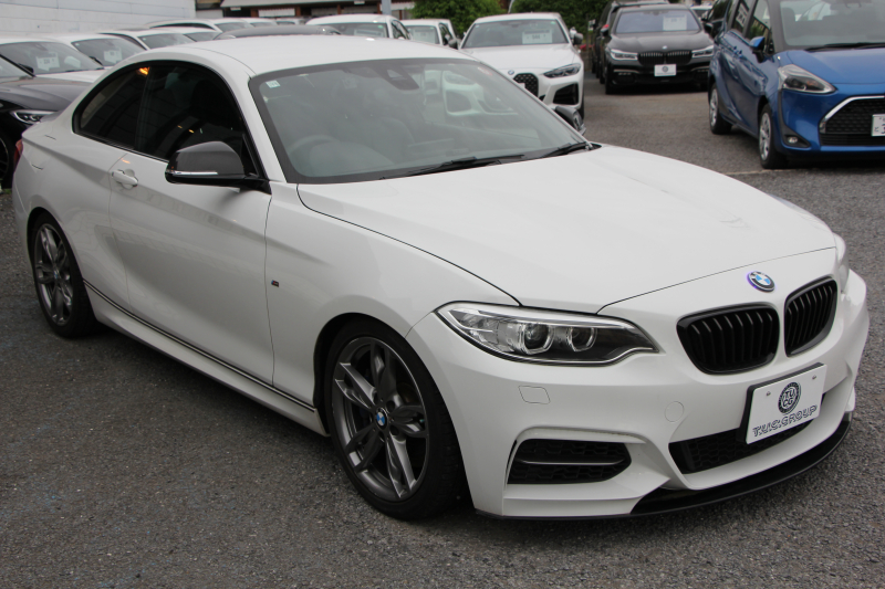 BMW 2シリーズ M240i ｸｰﾍﾟ変更後NEWｴﾝｼﾞﾝ B58直6ﾀｰﾎﾞ340馬力 ﾋｰﾀ-黒革 ｱﾀﾞﾌﾟﾃｨﾌﾞMｻｽ Mspﾌﾞﾚｰｷ HDDﾅﾋﾞBluetooth接続 Bｶﾒﾗ 衝突軽減ﾌﾞﾚｰｷ 車線逸脱警告 歩行者警告 ﾌﾞﾚｰｷ付ｸﾙｺﾝ ｽﾏｰﾄｷｰ ﾊﾟﾄﾞﾙｼﾌﾄ 2年保証