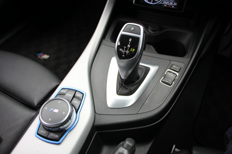 BMW 2シリーズ M240i ｸｰﾍﾟ変更後NEWｴﾝｼﾞﾝ B58直6ﾀｰﾎﾞ340馬力 ﾋｰﾀ-黒革 ｱﾀﾞﾌﾟﾃｨﾌﾞMｻｽ Mspﾌﾞﾚｰｷ HDDﾅﾋﾞBluetooth接続 Bｶﾒﾗ 衝突軽減ﾌﾞﾚｰｷ 車線逸脱警告 歩行者警告 ﾌﾞﾚｰｷ付ｸﾙｺﾝ ｽﾏｰﾄｷｰ ﾊﾟﾄﾞﾙｼﾌﾄ 2年保証