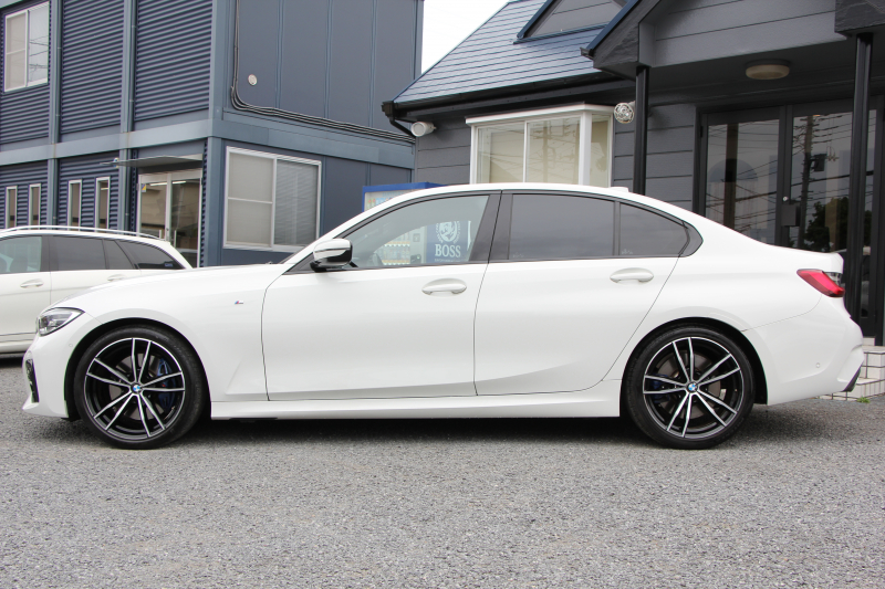 BMW 3シリーズ 320i Mｽﾎﾟｰﾂ ﾊｲﾗｲﾝ ﾌｧｽﾄﾄﾗｯｸ&ｺﾝﾌｫｰﾄP ﾋｰﾀｰ黒革 HUD ｱﾀﾞﾌﾟﾃｨﾌﾞMｻｽ Mspﾌﾞﾚｰｷ 19AW ﾀｯﾁﾊﾟﾈﾙ対応HDDﾅﾋﾞｱｯﾌﾟﾙｶｰﾌﾟﾚｲ 電動ﾄﾗﾝｸ LEDﾍｯﾄﾞﾗｲﾄ ｵｰﾄﾊｲﾋﾞｰﾑ Pｱｼｽﾄ 追従ACC ｽﾃｱｻﾎﾟｰﾄ 2年保証