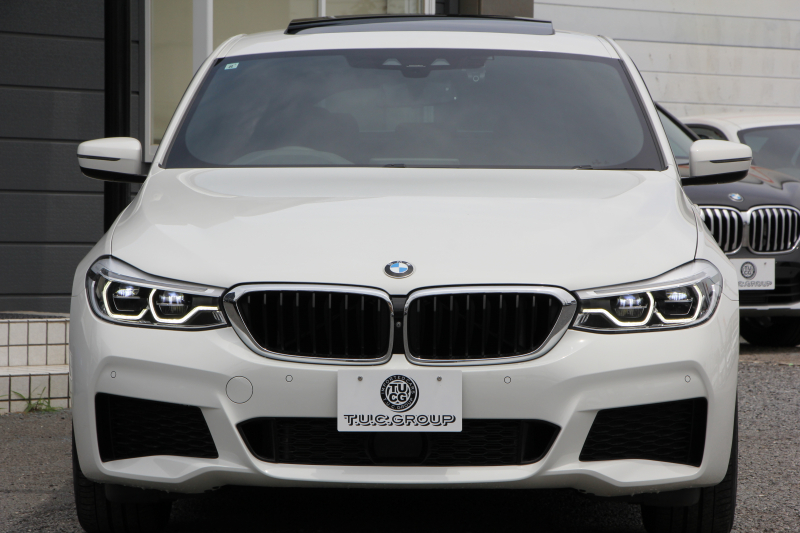 BMW 6シリーズ 630i ｸﾞﾗﾝﾂｰﾘｽﾓ Mｽﾎﾟｰﾂ ｾﾚｸﾄ&ｲﾉﾍﾞｰｼｮﾝP ﾊﾟﾉﾗﾏｻﾝﾙｰﾌ 全席ﾋｰﾀｰ黒革 ﾊｰﾏﾝｶｰﾄﾞﾝ ﾃﾞｨｽﾌﾟﾚｲｷｰ ﾘﾓｰﾄﾊﾟｰｷﾝｸﾞﾘｱｼｰﾄ可倒調整 ｼﾞｪｽﾁｬｰｺﾝﾄﾛｰﾙ LEDﾍｯﾄﾞﾗｲﾄ 360度ｶﾒﾗ HUD 追従ACC ﾜｲﾔﾚｽ充電 4ｿﾞｰﾝｴｱｺﾝ 2年保証