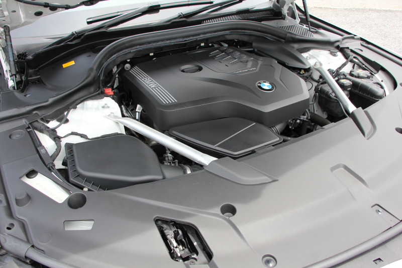 BMW 6シリーズ 630i ｸﾞﾗﾝﾂｰﾘｽﾓ Mｽﾎﾟｰﾂ ｾﾚｸﾄ&ｲﾉﾍﾞｰｼｮﾝP ﾊﾟﾉﾗﾏｻﾝﾙｰﾌ 全席ﾋｰﾀｰ黒革 ﾊｰﾏﾝｶｰﾄﾞﾝ ﾃﾞｨｽﾌﾟﾚｲｷｰ ﾘﾓｰﾄﾊﾟｰｷﾝｸﾞﾘｱｼｰﾄ可倒調整 ｼﾞｪｽﾁｬｰｺﾝﾄﾛｰﾙ LEDﾍｯﾄﾞﾗｲﾄ 360度ｶﾒﾗ HUD 追従ACC ﾜｲﾔﾚｽ充電 4ｿﾞｰﾝｴｱｺﾝ 2年保証