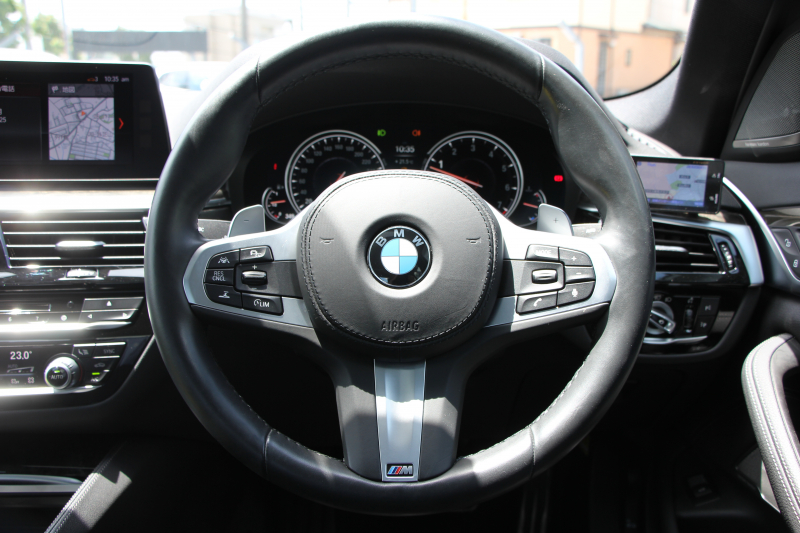 BMW 5シリーズ 540i Xdrive Mｽﾎﾟｰﾂ ｺﾝﾌｫｰﾄP 4WD 1ｵｰﾅ ｻﾝﾙｰﾌ 直6ﾀｰﾎﾞ340馬力 ﾌﾞﾗｯｸﾚｻﾞｰ 全席ﾋｰﾀｰ ﾏｯｻｰｼﾞ&ｱｸﾃｨﾌﾞﾍﾞﾝﾁﾚｰｼｮﾝ  ﾊｰﾏﾝｶｰﾄﾞﾝ 液晶ﾒｰﾀｰ HUD 追従ACC LEDﾍｯﾄﾞﾗｲﾄ ﾀｯﾁ画面ﾅﾋﾞﾌﾙｾｸﾞTV ｱﾀﾞﾌﾟﾃｨﾌﾞｻｽ Mspﾌﾞﾚｰｷ 19AW 2年保証