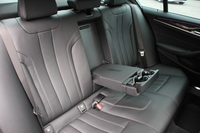 BMW 5シリーズ 540i Xdrive Mｽﾎﾟｰﾂ ｾﾚｸﾄ&ｺﾝﾌｫｰﾄP 4WD ACｼｭﾆｯﾂｧｰｴｱﾛ&ﾏﾌﾗｰ 変更後ﾒｰﾀｰ ｻﾝﾙｰﾌ 直6ﾀｰﾎﾞ全席ﾋｰﾀｰ黒革 ﾊｰﾏﾝｶｰﾄﾞﾝ ｺﾝﾌｫｰﾄｼｰﾄ&ﾏｯｻｰｼﾞ&ｱｸﾃｨﾌﾞﾍﾞﾝﾁﾚｰｼｮﾝ HUD ｼﾞｪｽﾁｬｰC 4ｿﾞｰﾝｴｱｺﾝ individual20AW 2年保証