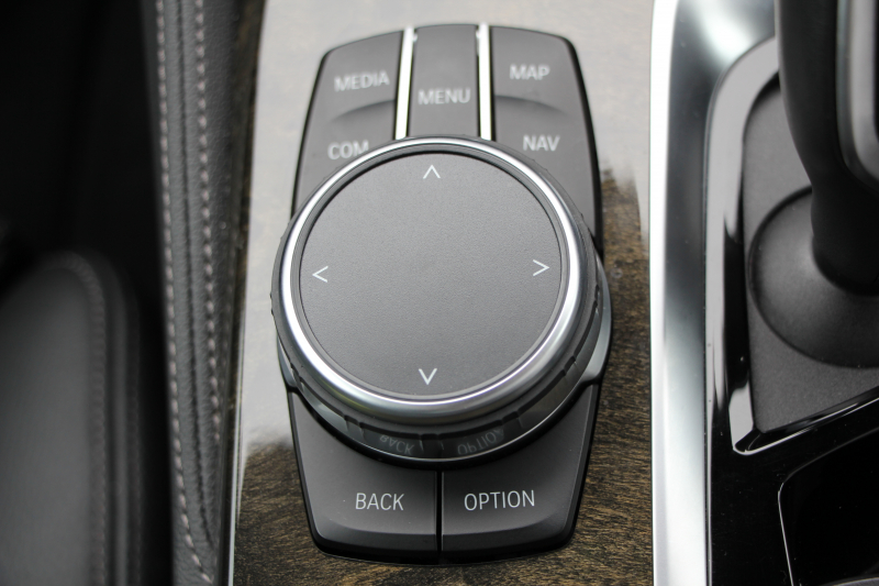 BMW 5シリーズ 540i Xdrive Mｽﾎﾟｰﾂ ｾﾚｸﾄ&ｺﾝﾌｫｰﾄP 4WD ACｼｭﾆｯﾂｧｰｴｱﾛ&ﾏﾌﾗｰ 変更後ﾒｰﾀｰ ｻﾝﾙｰﾌ 直6ﾀｰﾎﾞ全席ﾋｰﾀｰ黒革 ﾊｰﾏﾝｶｰﾄﾞﾝ ｺﾝﾌｫｰﾄｼｰﾄ&ﾏｯｻｰｼﾞ&ｱｸﾃｨﾌﾞﾍﾞﾝﾁﾚｰｼｮﾝ HUD ｼﾞｪｽﾁｬｰC 4ｿﾞｰﾝｴｱｺﾝ individual20AW 2年保証