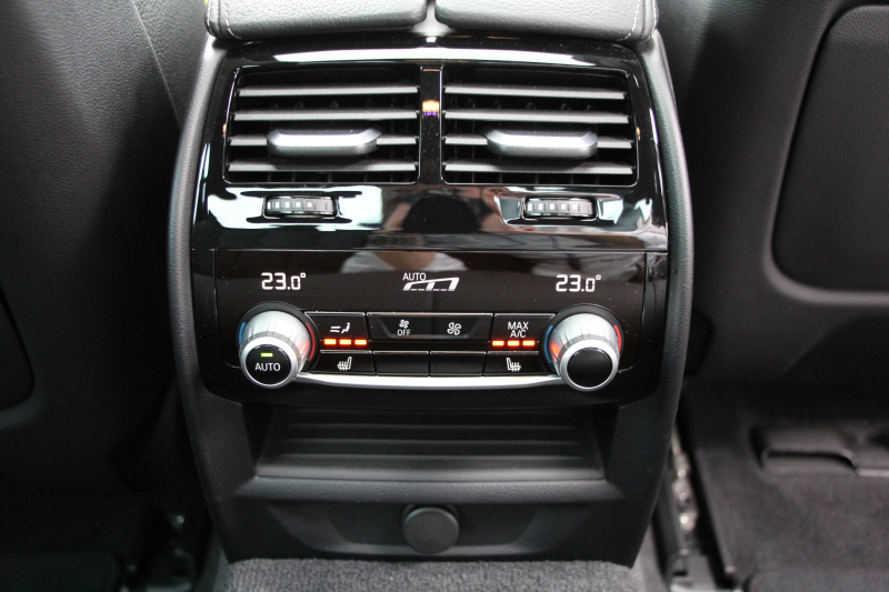 BMW 5シリーズ 540i Xdrive Mｽﾎﾟｰﾂ ｾﾚｸﾄ&ｺﾝﾌｫｰﾄP 4WD ACｼｭﾆｯﾂｧｰｴｱﾛ&ﾏﾌﾗｰ 変更後ﾒｰﾀｰ ｻﾝﾙｰﾌ 直6ﾀｰﾎﾞ全席ﾋｰﾀｰ黒革 ﾊｰﾏﾝｶｰﾄﾞﾝ ｺﾝﾌｫｰﾄｼｰﾄ&ﾏｯｻｰｼﾞ&ｱｸﾃｨﾌﾞﾍﾞﾝﾁﾚｰｼｮﾝ HUD ｼﾞｪｽﾁｬｰC 4ｿﾞｰﾝｴｱｺﾝ individual20AW 2年保証