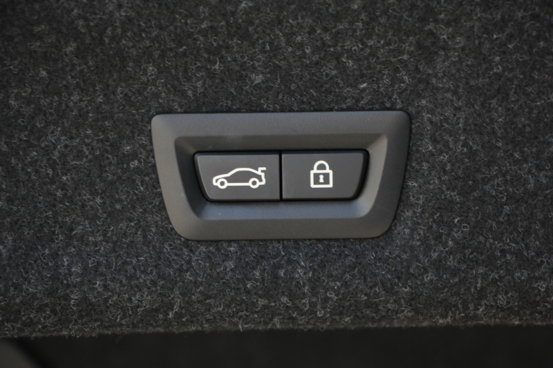 BMW 3シリーズ 320i Mｽﾎﾟｰﾂ ｺﾝﾌｫｰﾄP 1ｵｰﾅ 360度ｶﾒﾗ ｼｰﾄﾋｰﾀｰ ﾌﾙｾｸﾞTV 追従ACC ｽﾃｱﾘﾝｸﾞｻﾎﾟｰﾄ BMWﾗｲﾌﾞｺｯｸﾋﾟｯﾄﾞLEDﾍｯﾄﾞﾗｲﾄ ｵｰﾄﾊｲﾋﾞｰﾑ ﾜｲﾔﾚｽ充電 Pｱｼｽﾄ ﾊｰﾌﾚｻﾞｰ 電動ﾄﾗﾝｸ 3ｿﾞｰﾝｴｱｺﾝ ｱｯﾌﾟﾙｶｰﾌﾟﾚｲ 2年保証