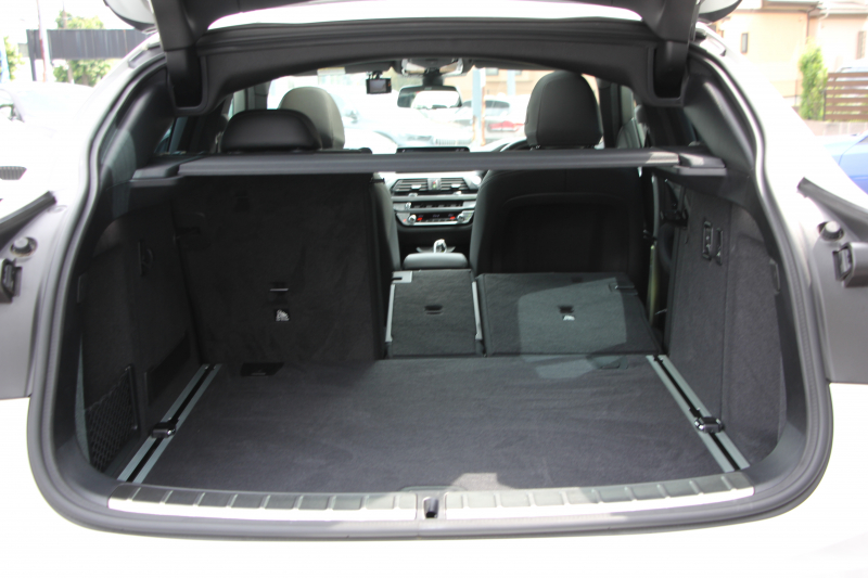 BMW X4 Xdrive30i Mｽﾎﾟｰﾂ ｾﾚｸﾄ&ｲﾉﾍﾞｰｼｮﾝP ﾊﾟﾉﾗﾏｻﾝR 全席ﾋｰﾀｰ黒革 ｱｸﾃｨﾌﾞﾍﾞﾝﾁﾚｰｼｮﾝ ﾃﾞｨｽﾌﾟﾚｲｷｰ ﾊｰﾏﾝｶｰﾄﾞﾝ ｼﾞｪｽﾁｬｰC 追従ACC HUD ﾀｯﾁ画面HDDﾅﾋﾞ360度ｶﾒﾗ LEDﾍｯﾄﾞﾗｲﾄ 電動ﾄﾗﾝｸ 2年保証