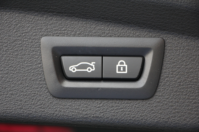 BMW X2 Xdrive20i MｽﾎﾟｰﾂX ﾃﾞﾋﾞｭｰ&ｾﾚｸﾄP ﾊｲﾗｲﾝ 4WD ﾊﾟﾉﾗﾏｻﾝﾙｰﾌ ｺﾝﾌｫｰﾄP 追従ACC HUD ﾋｰﾀｰ茶革 電動ｼｰﾄ 20AW ﾀｯﾁ画面HDDﾅﾋﾞBｶﾒﾗ Pｱｼｽﾄ ﾌﾙｾｸﾞTV CD&DVD再生可能 Bluetooth接続 Mﾘﾔｽﾎﾟｲﾗｰ 電動ﾄﾗﾝｸ LEDﾍｯﾄﾞﾗｲﾄ ｽﾏｰﾄｷｰ 8速AT 2年保証