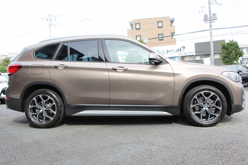 BMW X1 Xdrive18d Xﾗｲﾝ ﾊｲﾗｲﾝ&ｺﾝﾌｫｰﾄP LCI後期 希少色ﾕｰｶﾘﾍﾞｰｼﾞｭ ﾌｪｲｽﾘﾌﾄ後 ﾋｰﾀｰ茶革 追従ACC 電動ｼｰﾄ ﾌﾙｾｸﾞTV LEDﾍｯﾄﾞﾗｲﾄ 電動ﾄﾗﾝｸ ﾀｯﾁ画面ﾅﾋﾞ衝突軽減ﾌﾞﾚｰｷ 車線逸脱警告 歩行者警告 18AW ｳｯﾄﾞﾊﾟﾈﾙ 2年保証