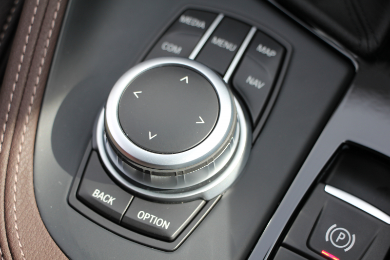 BMW X1 Xdrive18d Xﾗｲﾝ ﾊｲﾗｲﾝ&ｺﾝﾌｫｰﾄP LCI後期 希少色ﾕｰｶﾘﾍﾞｰｼﾞｭ ﾌｪｲｽﾘﾌﾄ後 ﾋｰﾀｰ茶革 追従ACC 電動ｼｰﾄ ﾌﾙｾｸﾞTV LEDﾍｯﾄﾞﾗｲﾄ 電動ﾄﾗﾝｸ ﾀｯﾁ画面ﾅﾋﾞ衝突軽減ﾌﾞﾚｰｷ 車線逸脱警告 歩行者警告 18AW ｳｯﾄﾞﾊﾟﾈﾙ 2年保証