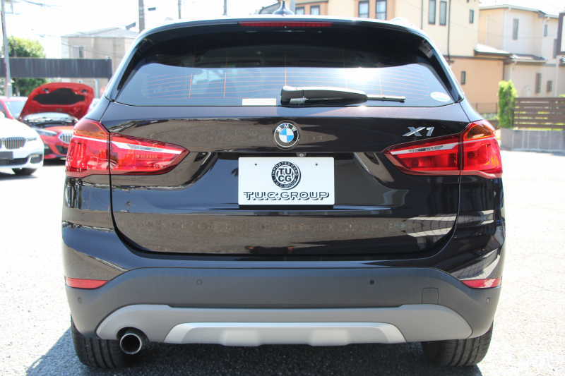 BMW X1 Xdrive18d ｱｰﾊﾞﾆｽﾀ 西日本地区限定 ｽﾊﾟｰｸﾘﾝｸﾞﾌﾞﾗｳﾝ ﾊｲﾗｲﾝ&ｺﾝﾌｫｰﾄP 追従ACC HUD ﾋｰﾀｰ茶革 電動ｼｰﾄ 19AW ﾀｯﾁ画面新HDDﾅﾋﾞPｱｼｽﾄ LEDﾍｯﾄﾞﾗｲﾄ 電動ﾄﾗﾝｸ 専用ﾊﾞｯｼﾞ衝突軽減ﾌﾞﾚｰｷ 車線逸脱&歩行者警告 2年保証