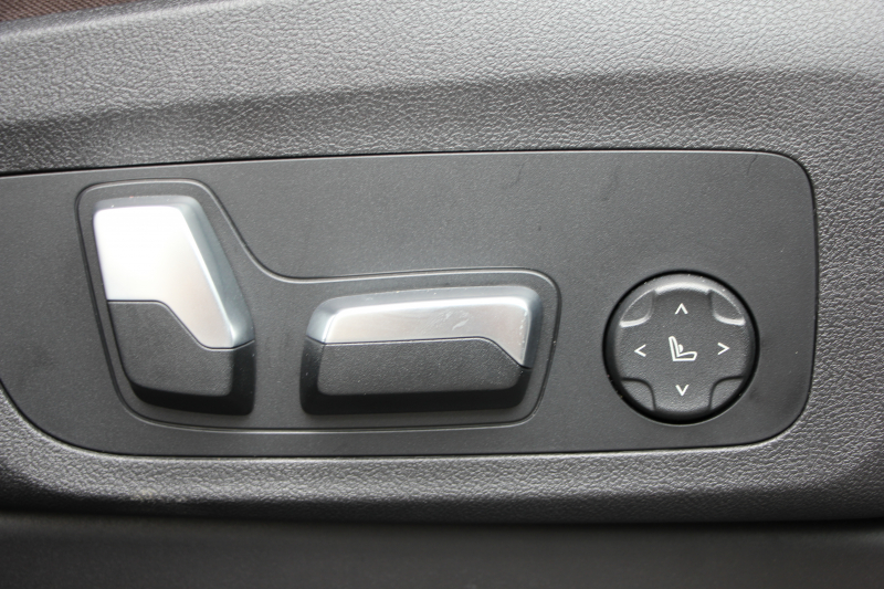 BMW X3 M40d ｾﾚｸﾄP 326馬力 3.0LﾃﾞｨｰｾﾞﾙﾀｰﾎﾞﾊﾟﾉﾗﾏｻﾝR ﾍﾞﾝﾁﾚｰｼｮﾝ 全席ﾋｰﾀｰ茶革 ﾊｰﾏﾝｶｰﾄﾞﾝｻｳﾝﾄﾞHUD 専用21AW Mｽﾎﾟｰﾂﾃﾞﾌ&ﾌﾞﾚｰｷ 追従ACC ｽﾃｱﾘﾝｸﾞｻﾎﾟｰﾄ ﾀｯﾁ画面HDDﾅﾋﾞTV 360度ｶﾒﾗ ｱﾝﾋﾞｴﾝﾄﾗｲﾄ 電動ﾄﾗﾝｸ LEDﾍｯﾄﾞﾗｲﾄ 2年保証