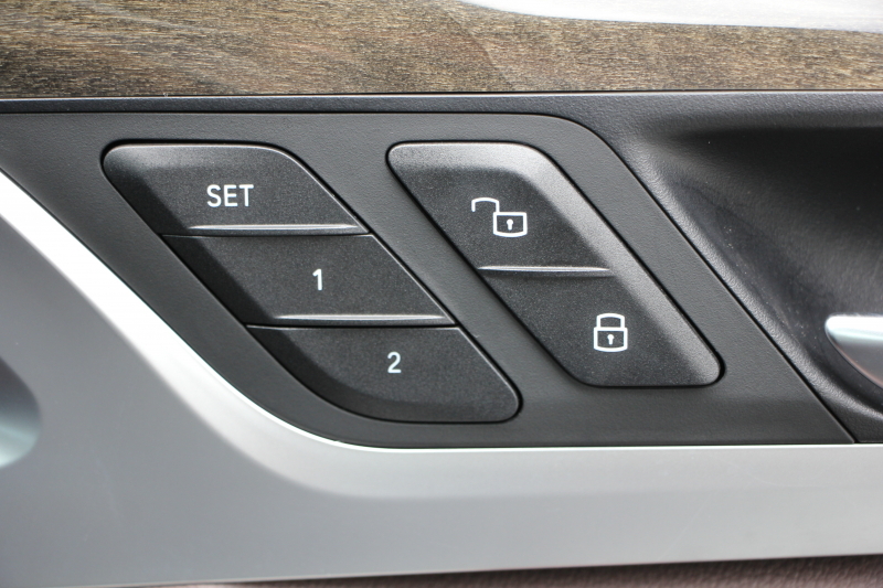 BMW X3 M40d ｾﾚｸﾄP 326馬力 3.0LﾃﾞｨｰｾﾞﾙﾀｰﾎﾞﾊﾟﾉﾗﾏｻﾝR ﾍﾞﾝﾁﾚｰｼｮﾝ 全席ﾋｰﾀｰ茶革 ﾊｰﾏﾝｶｰﾄﾞﾝｻｳﾝﾄﾞHUD 専用21AW Mｽﾎﾟｰﾂﾃﾞﾌ&ﾌﾞﾚｰｷ 追従ACC ｽﾃｱﾘﾝｸﾞｻﾎﾟｰﾄ ﾀｯﾁ画面HDDﾅﾋﾞTV 360度ｶﾒﾗ ｱﾝﾋﾞｴﾝﾄﾗｲﾄ 電動ﾄﾗﾝｸ LEDﾍｯﾄﾞﾗｲﾄ 2年保証