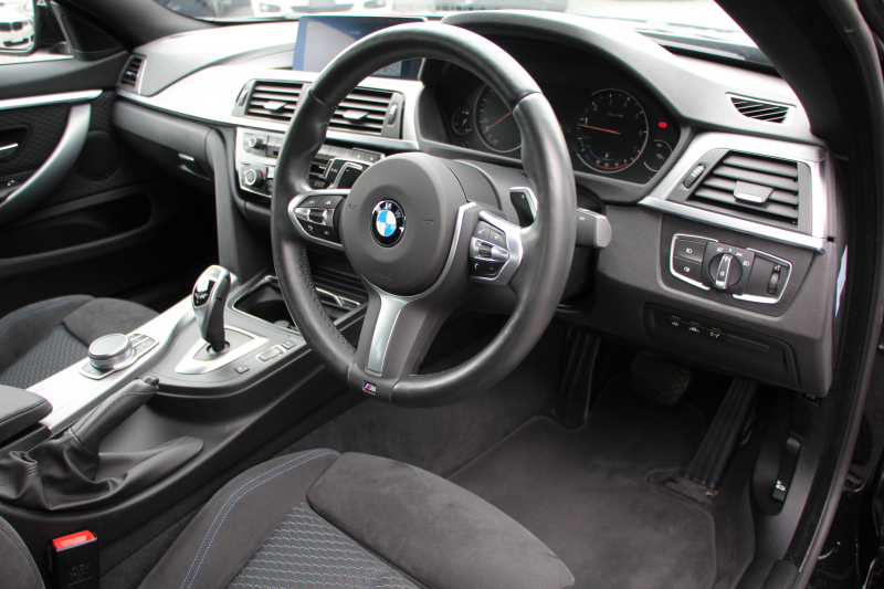 BMW 4シリーズ 420i ｸﾞﾗﾝｸｰﾍﾟMｽﾎﾟｰﾂ 最終ﾓﾃﾞﾙ 専用LEDｽﾓｰｸﾃｰﾙ&ｴｱﾛﾘｱﾃﾞｨﾌｭｰｻﾞｰ NEWﾙｰﾑﾐﾗｰ 追従ACC ﾚｰﾝC警告 LEDﾍｯﾄﾞﾗｲﾄ&ﾃｰﾙ ｼｰﾄﾋｰﾀｰ ﾀｯﾁ画面HDDﾅﾋﾞTV 液晶ﾒｰﾀｰ 衝突軽減ﾌﾞﾚｰｷ 車線逸脱警告 歩行者警告 Bｶﾒﾗ Bluetooth接続 ﾊﾟﾄﾞﾙｼﾌﾄ 2年保証